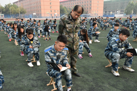 习国学经典 修德蕴之人——中国地质大学长城学院组织2016级新生《弟子规》考试