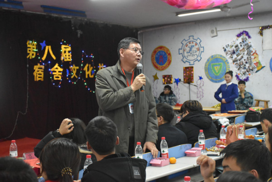 携手美化雅室 共筑温馨港湾  ——校学生会生活部成功举办第八届宿舍文化节决赛