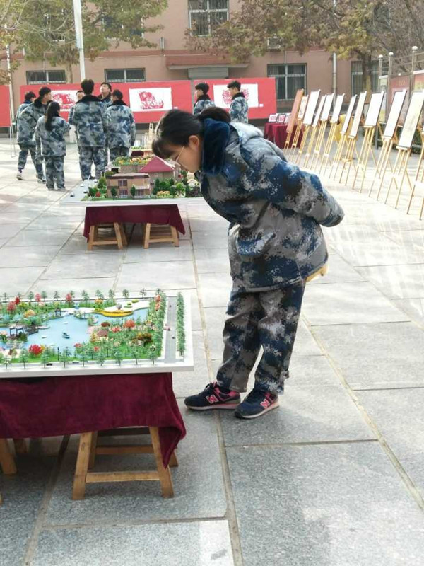 中国地质大学长城学院举办首届文化艺术节作品展