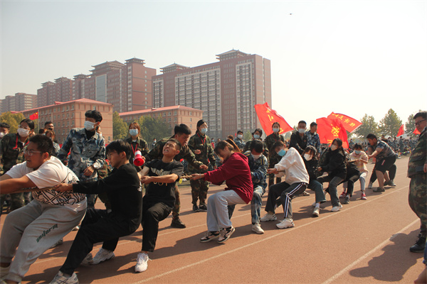 经济学院积极参加“永远跟党走，建功新时代”校拔河比赛